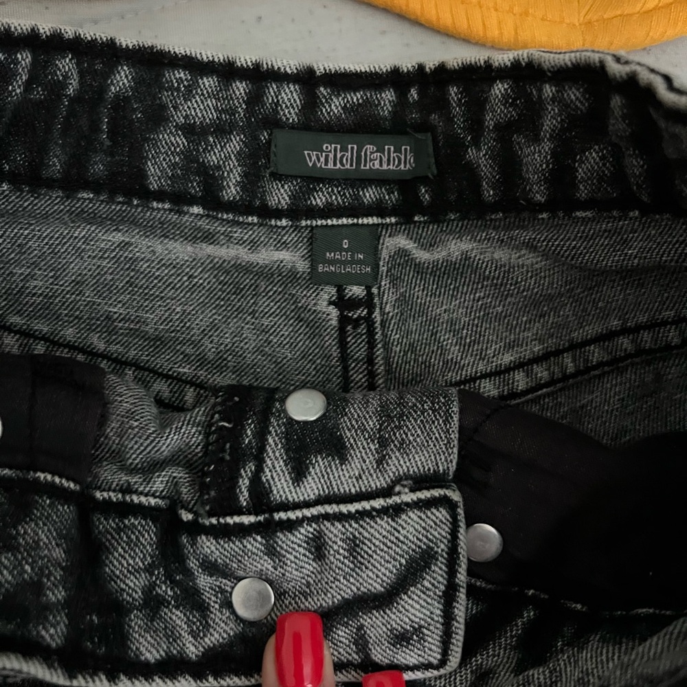 Outfit - Picture 2 of 3